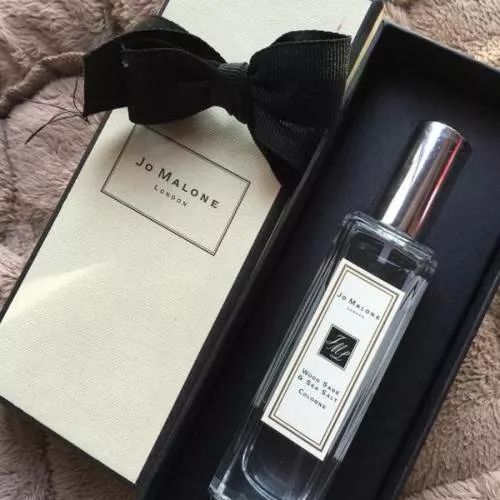 比较热门的十款香水,十大最不腻的香水