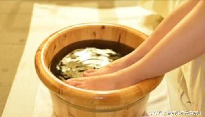 李师傅治疗脚气的视频,李医生治疗脚气视频