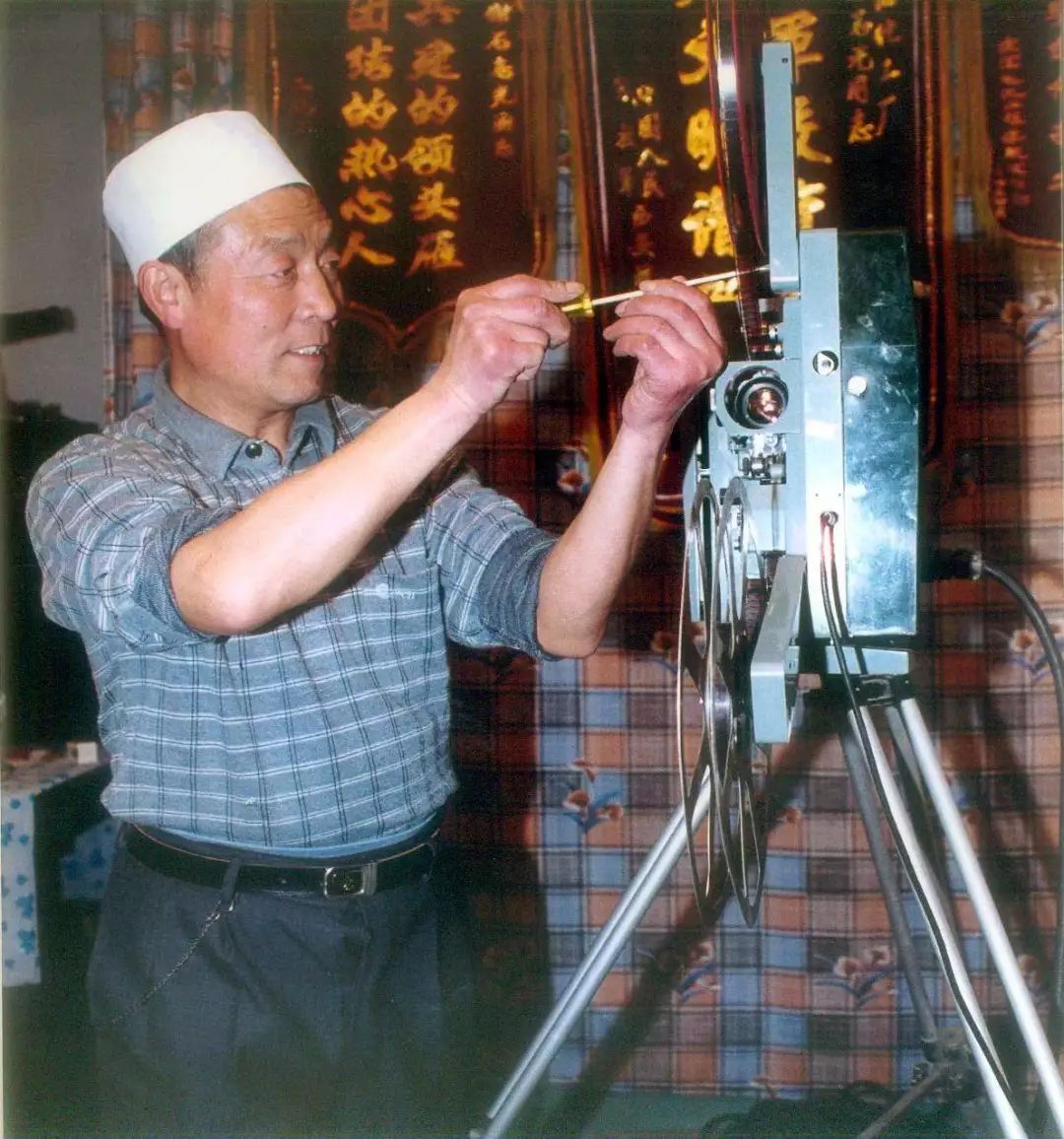 「身边的榜样向善的力量」“正能量传播者”石志光｜41年3600场群众身边的免费电影放映员