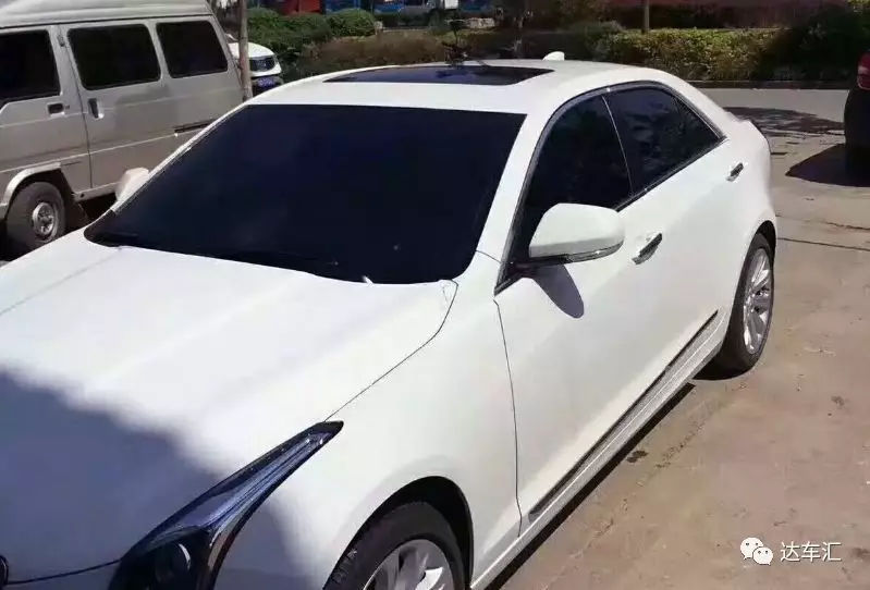 新买的车到底该不该贴车膜,新车到车里还需要贴膜吗