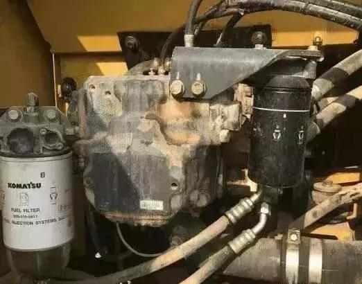 买二手挖机注意十大忠告,买二手挖机注意事项及流程