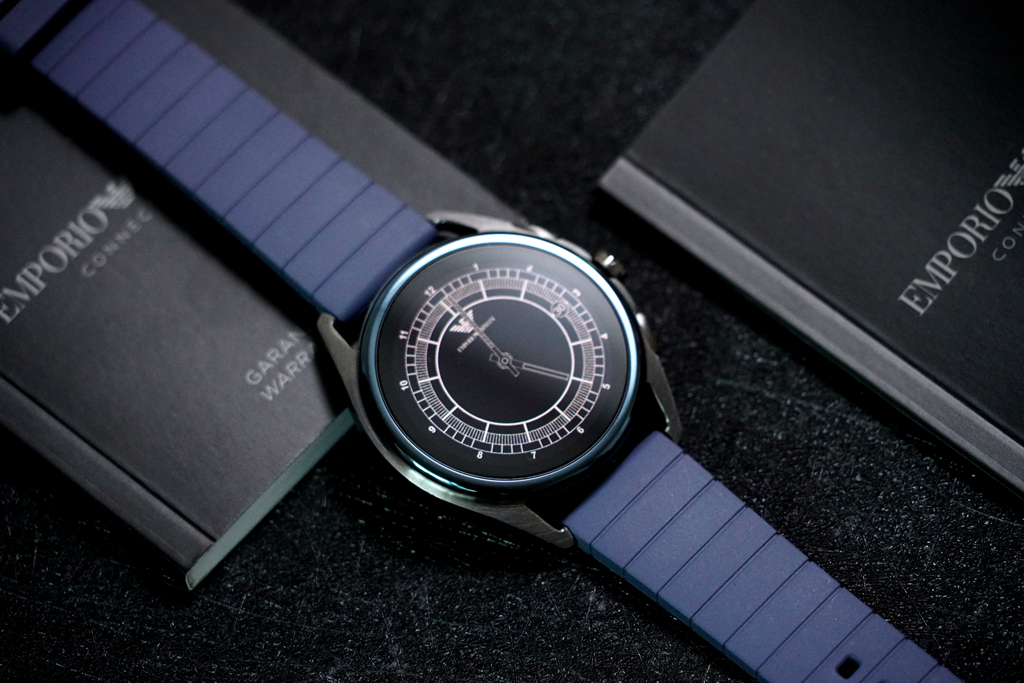 时尚潮流的阿玛尼,时尚表阿玛尼