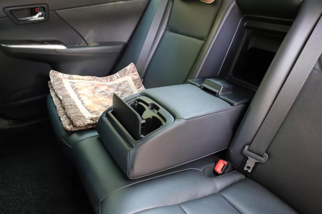 2023款凯美瑞2.0豪华版功能讲解,2023年凯美瑞2.0豪华版功能讲解