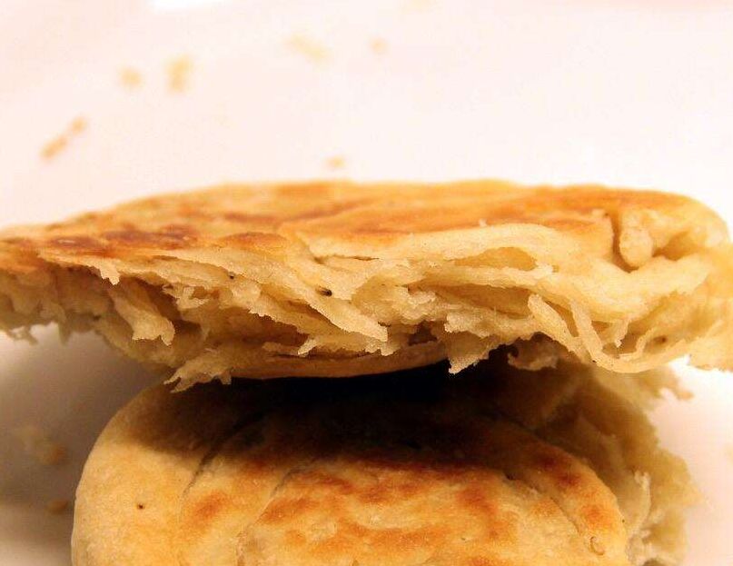 油酥饼做的硬不酥是怎么回事,油酥饼不起层