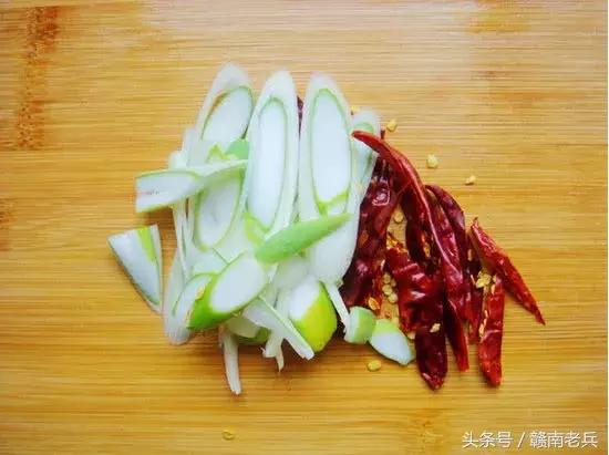 切土豆丝前细后粗,教你一招切土豆丝切得又细又快