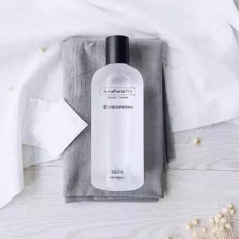 什么护肤品保湿补水适合干皮,秋冬干皮化妆水推荐