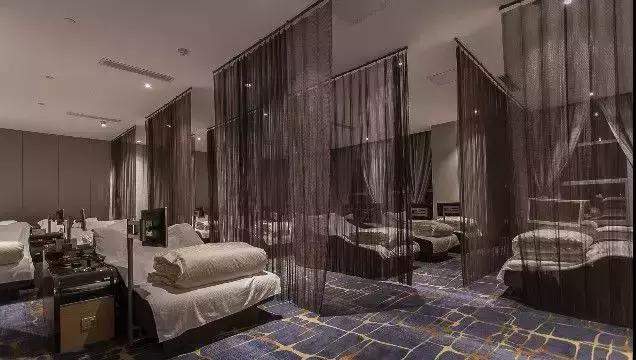 周末全家进山休闲玩嗨,全家出游赏花