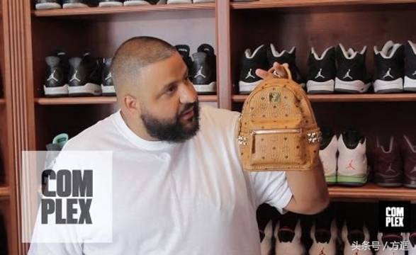 最高调炫富的嘻哈制作人——花上亿购买豪宅，豪车更是不停换