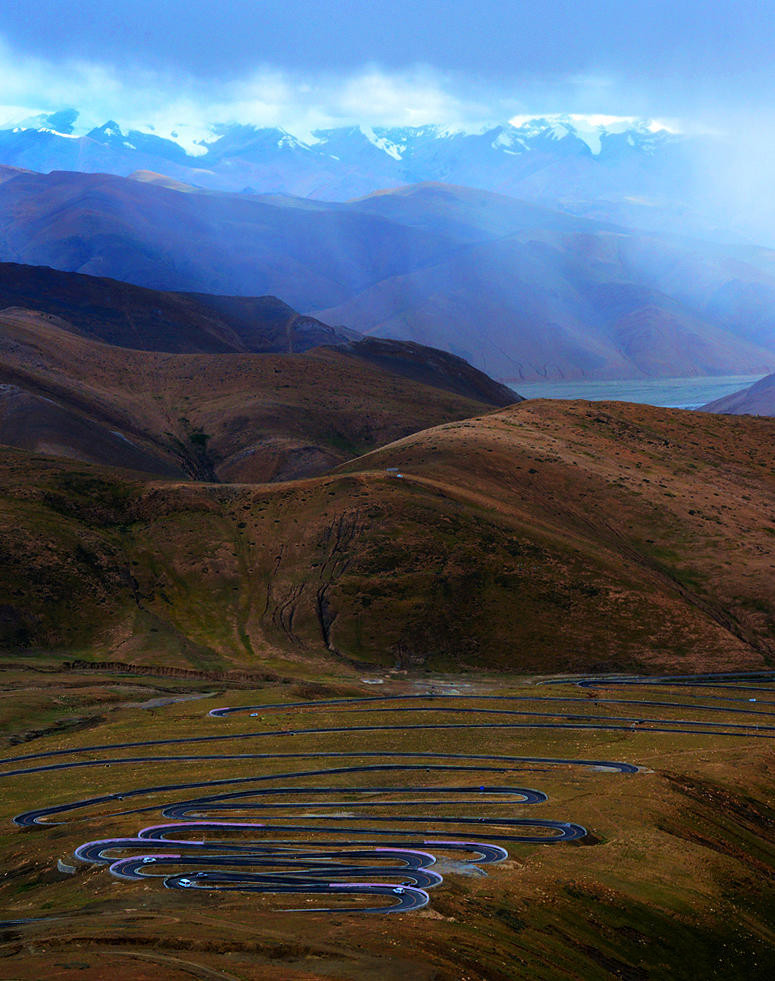 珠穆朗玛峰海拔多少米,珠穆朗玛峰的全景图片