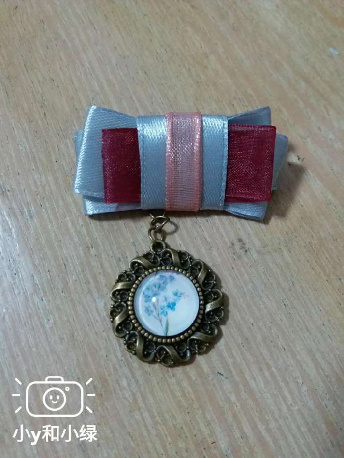 丝带蝴蝶结胸针,蝴蝶结丝带胸针系法