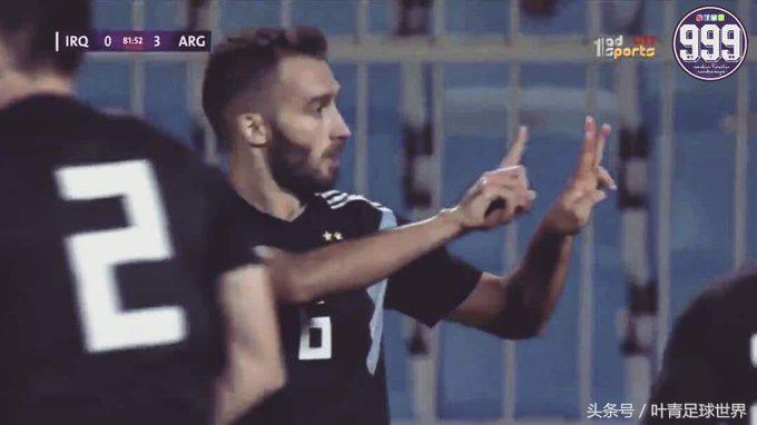 3天之内，两名足球明星打出同一手势！看懂了的球迷泪流满面