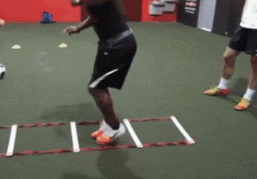 足球教学中的体能练习,足球如何训练体能