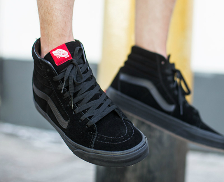 小白鞋小黑鞋视频,适合穿搭的小黑鞋