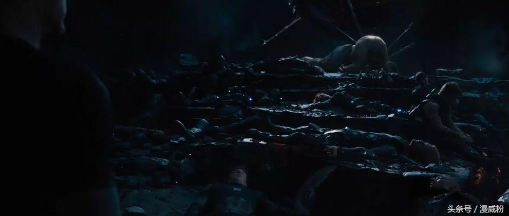 复联四最后的白色的钢铁侠,绯红女巫的幻象