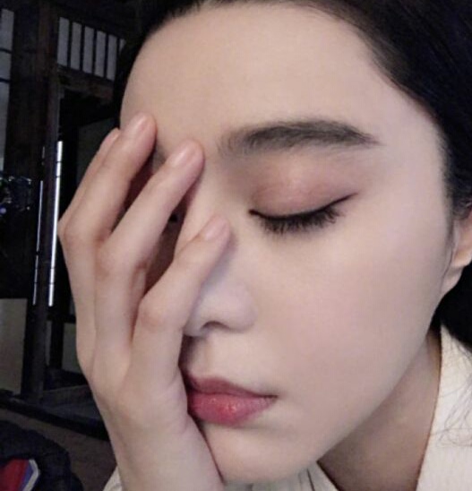 鍙嶇洰鎴愪粐鏄庢槦,鍗冧竾绮変笣鍒嗛亾鎵暢