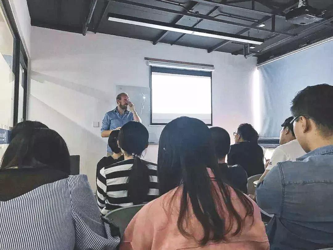 我保证，这是史上最豪华的“暴富锦鲤”