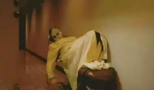 日本一*女妓**站街60年，拉客到74岁，等着一个永远等不到的嫖客