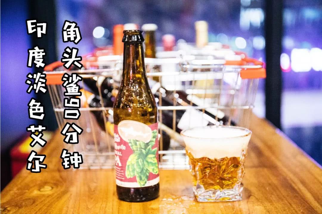 夜场界地震了！观音桥新开一家奇葩酒吧，整条街的风头都被它抢了