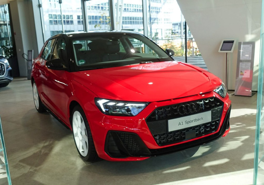 大众polo跨界13款,全新大众polo宽体小钢炮