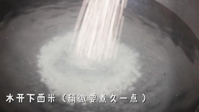 一包积灰的木薯粉，我觉得还能拯救下……