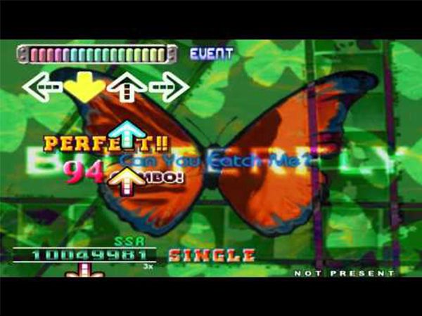 一代尬舞青春，初代跳舞机DDR往事