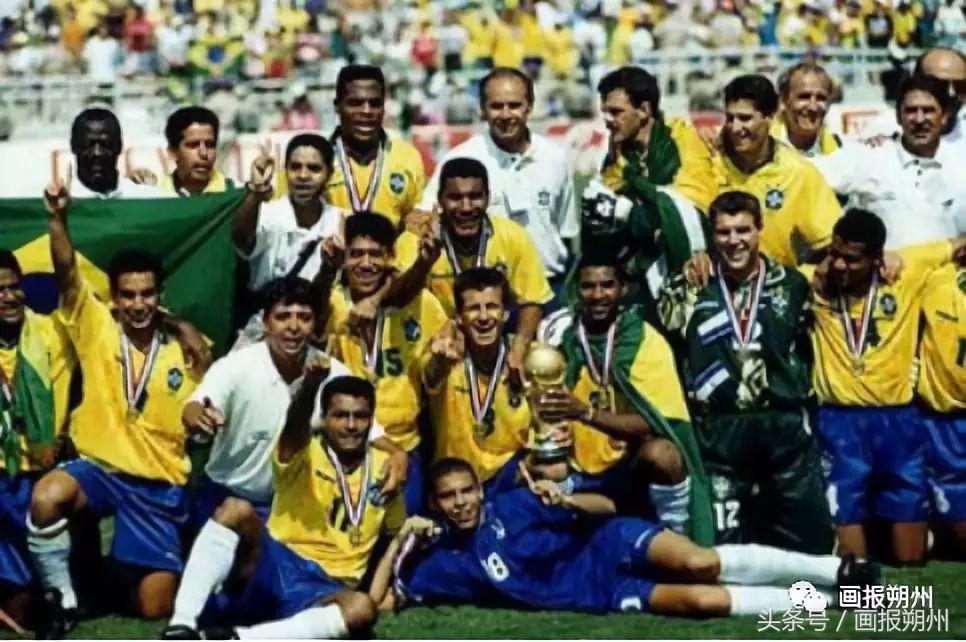 世界各国足球队,世界各国足球队年薪排名