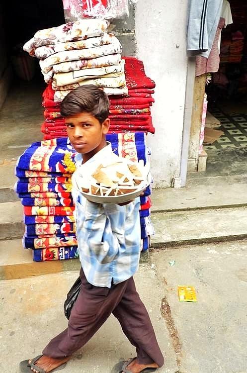 尼泊尔空中客车,尼泊尔大巴司机山路开车视频