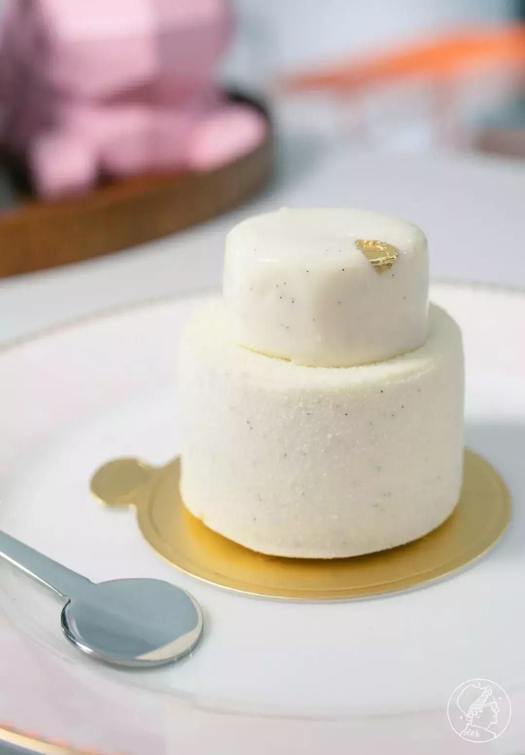 黑科技蛋糕来了，还有一座可以喝的富士山