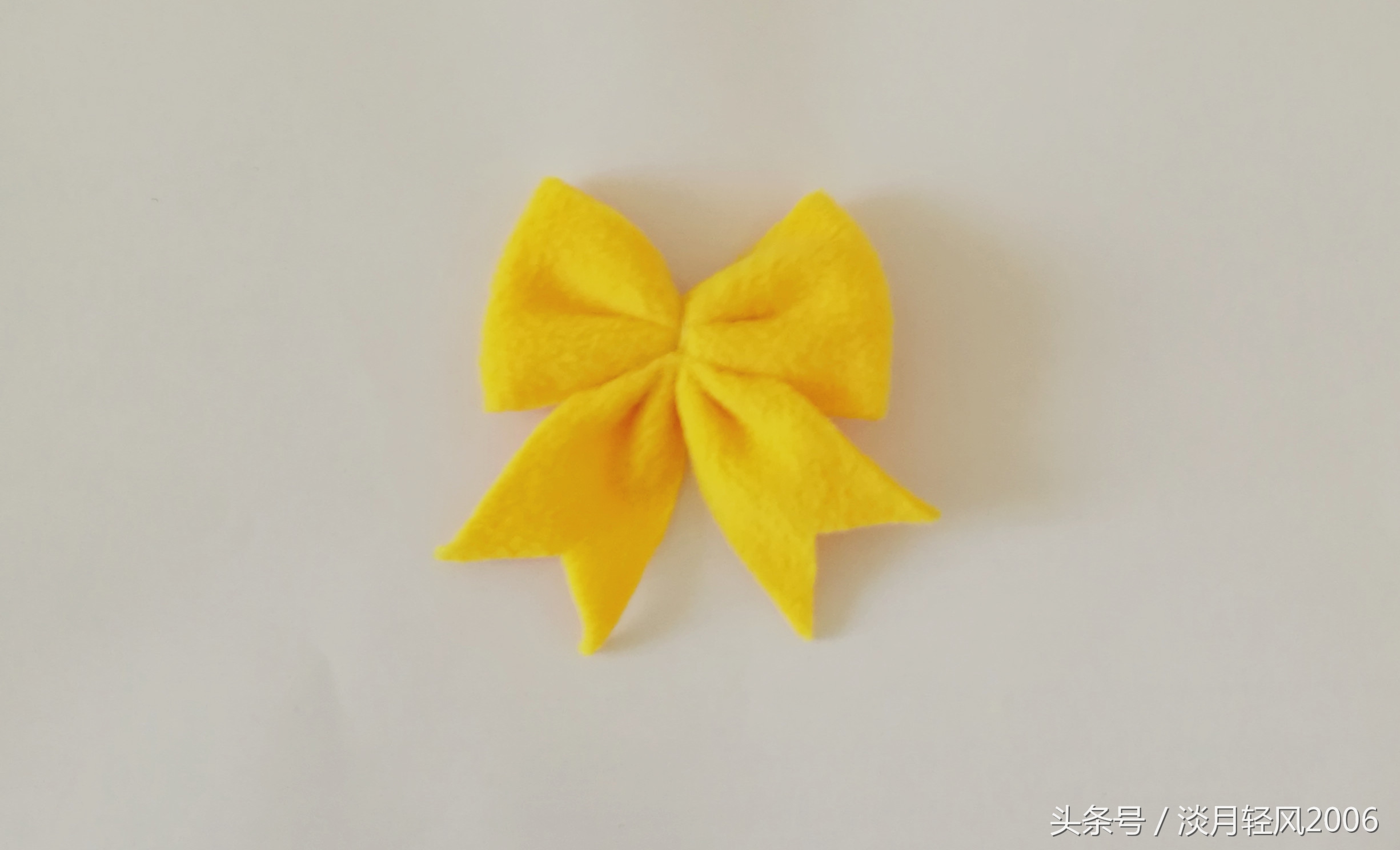 制作蝴蝶结发饰手工教程,蝴蝶结发饰怎么做手工视频