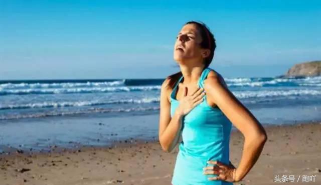 跑步嗓子干恶心是怎么回事,跑步嗓子像火烧一样喘不过气