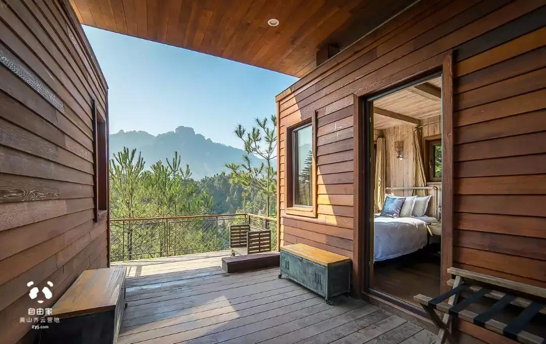 这片媲美京都的红叶之森只藏15栋梦幻树屋，杭州1.5h直达！