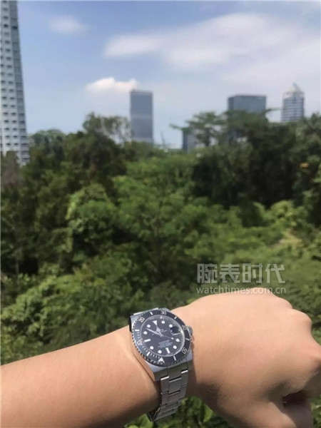 劳力士黑水鬼和游艇名仕比,劳力士绿水鬼好还是黑水鬼好