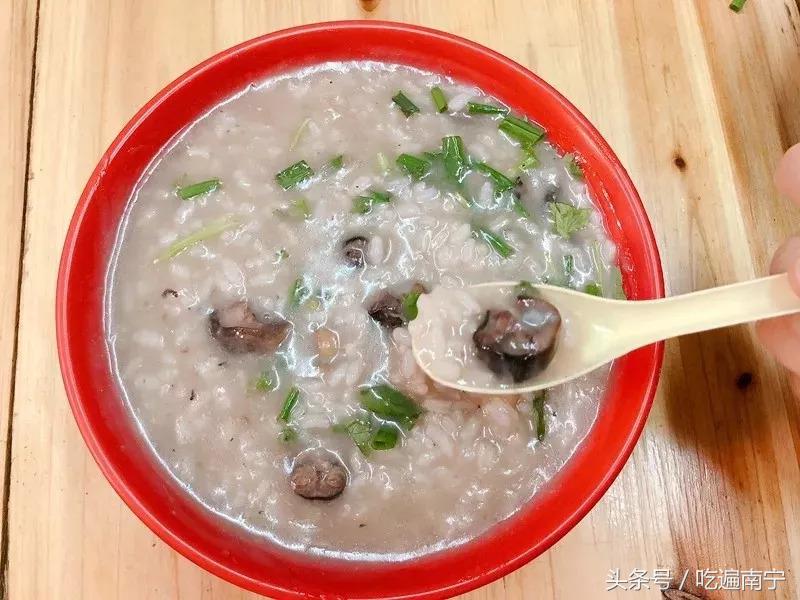 南宁美食推荐必吃一条街在哪,南宁最有名的10道美食