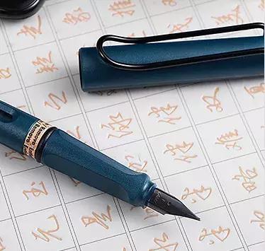 一千左右性价比高的钢笔,性价比高的30元左右的钢笔