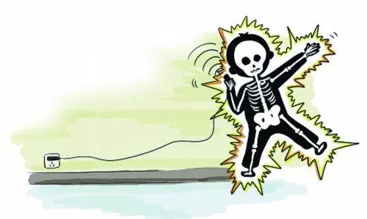 为什么人触电后会产生电流差,人触电被吸住了怎么办