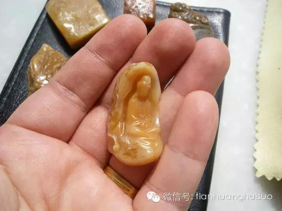 寿山田黄原石真品,怎么鉴别寿山田黄的品质