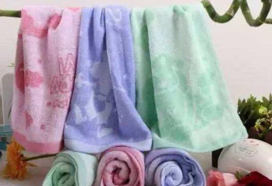 毛巾用久了又滑又臭怎么办,毛巾怎么泡一洗就干净