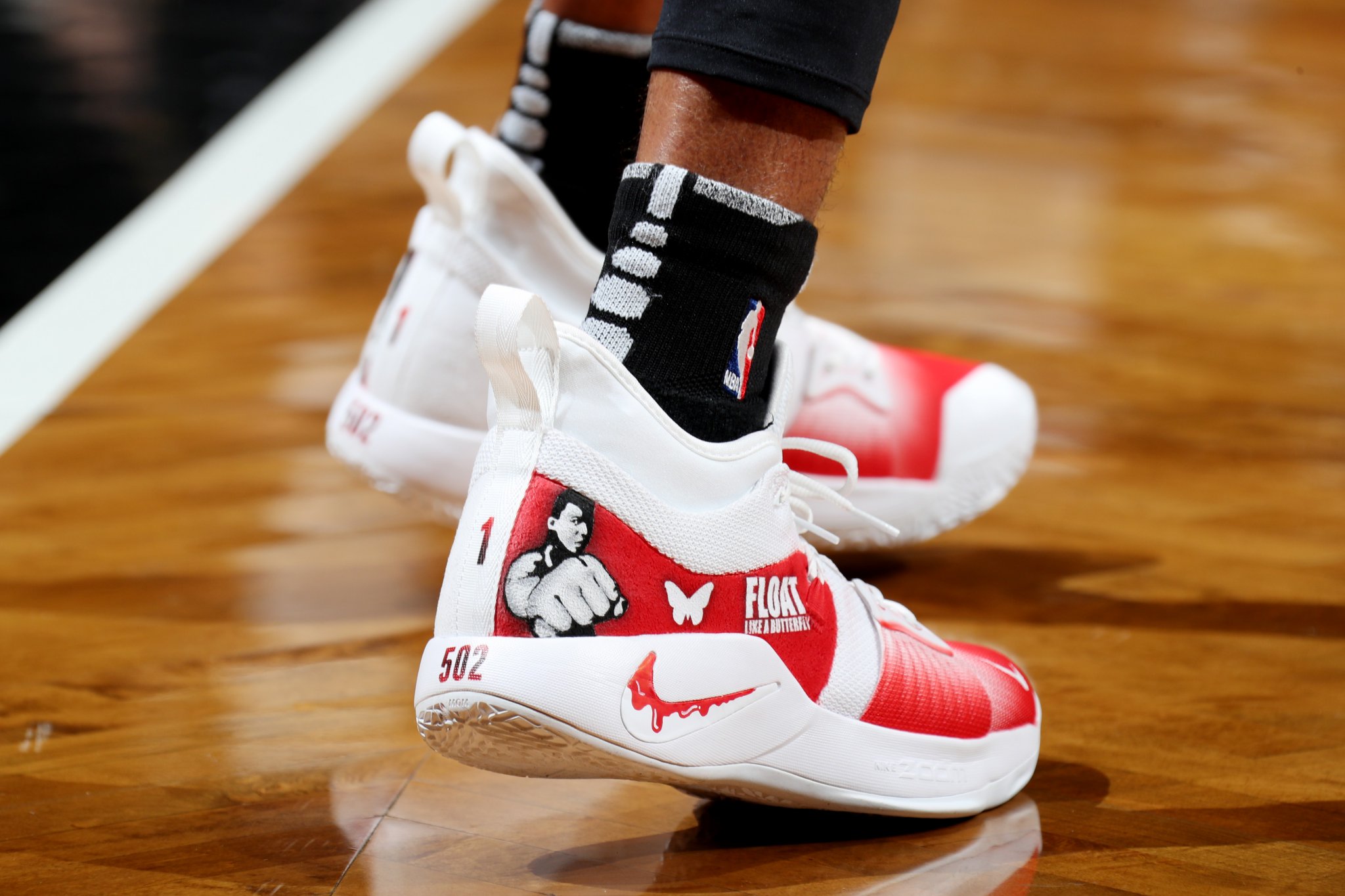 NBA今日球鞋精选：杜兰特蜜汁审美自创鸳鸯鞋安踏为汤神出新款