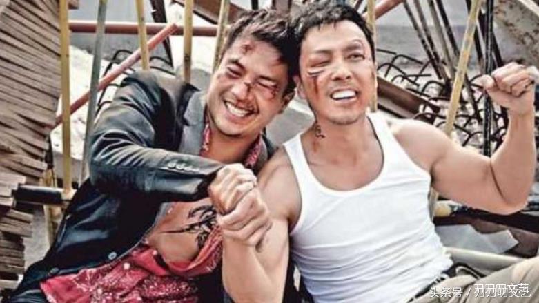 洪金宝对比李连杰谁地位高,洪金宝和李连杰哪个地位高