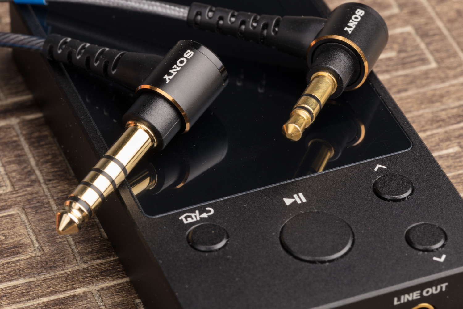 索尼ier-m7煲机,索尼ierm7和森海塞尔ie600对比