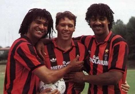 天下足球c罗经典台词,天下足球国足经典台词