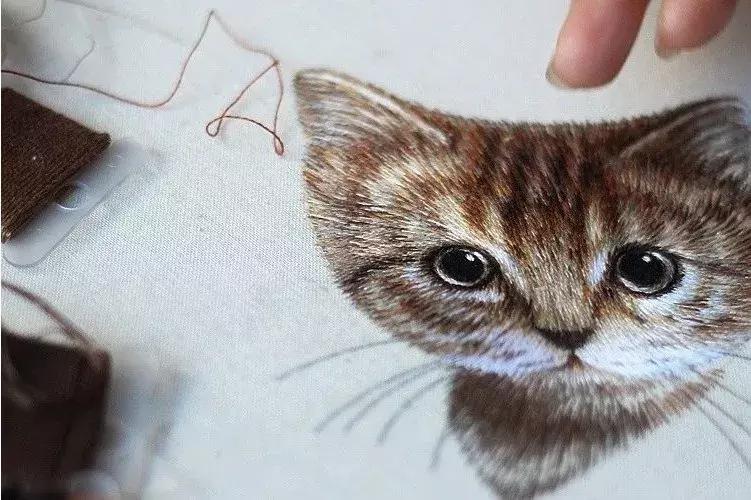 她用中国刺绣惊艳世界,她用一幅中国刺绣便惊艳了世界