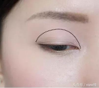 简单的淡妆化妆步骤轻松搞定,适合化妆初学者的化妆教程淡妆