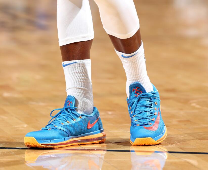 kd11广告杜兰特篮球鞋,耐克杜兰特kd11俄勒冈配色篮球鞋