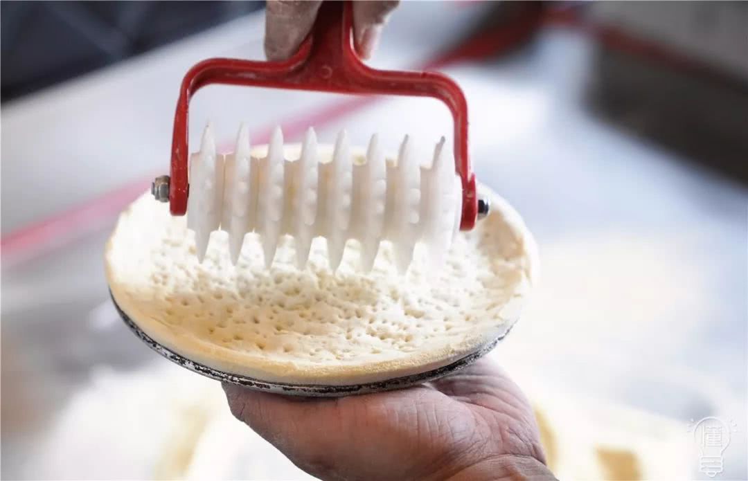 真的！这个29块9的披萨里我吃出了整整两只蟹！