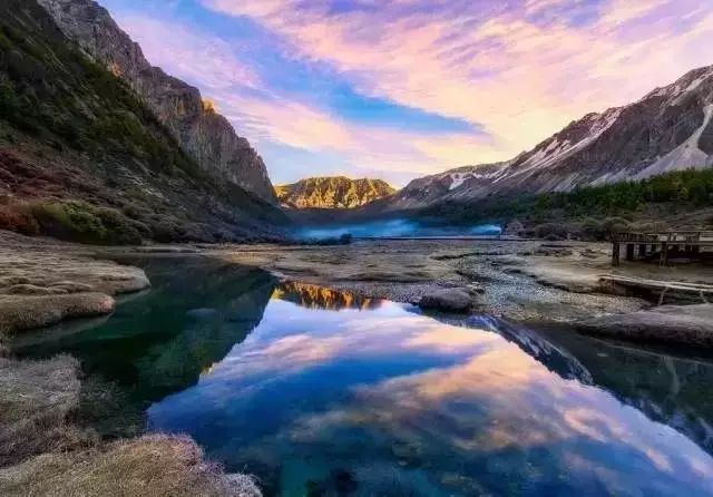 稻城亚丁旅游攻略 (西藏稻城亚丁美景)