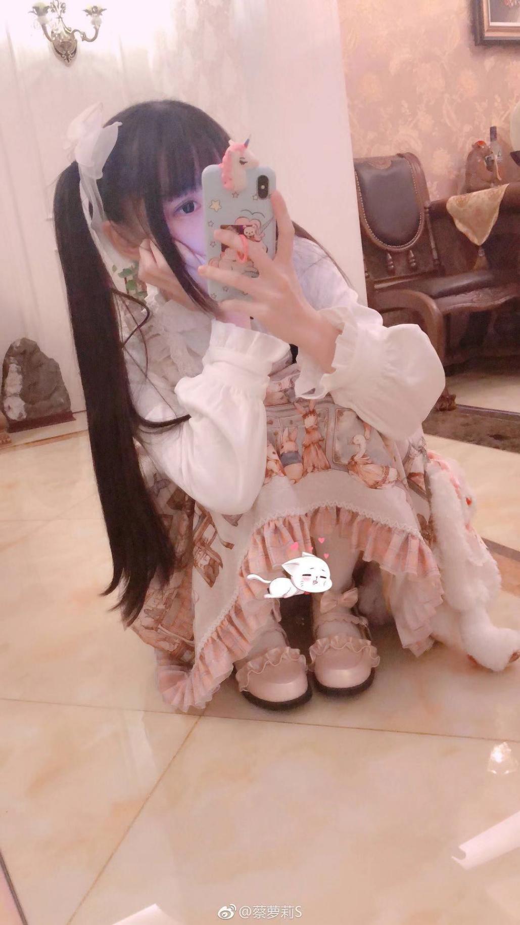 蔡萝莉早期图,蔡萝莉早期照片