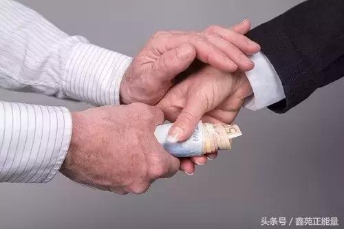 体力赚钱和脑力挣钱的区别,挣钱和赚钱区别图片