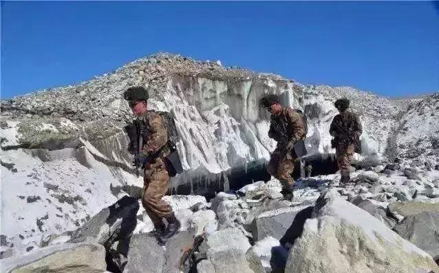 为什么军人待在边疆,边防军人和普通军人的待遇