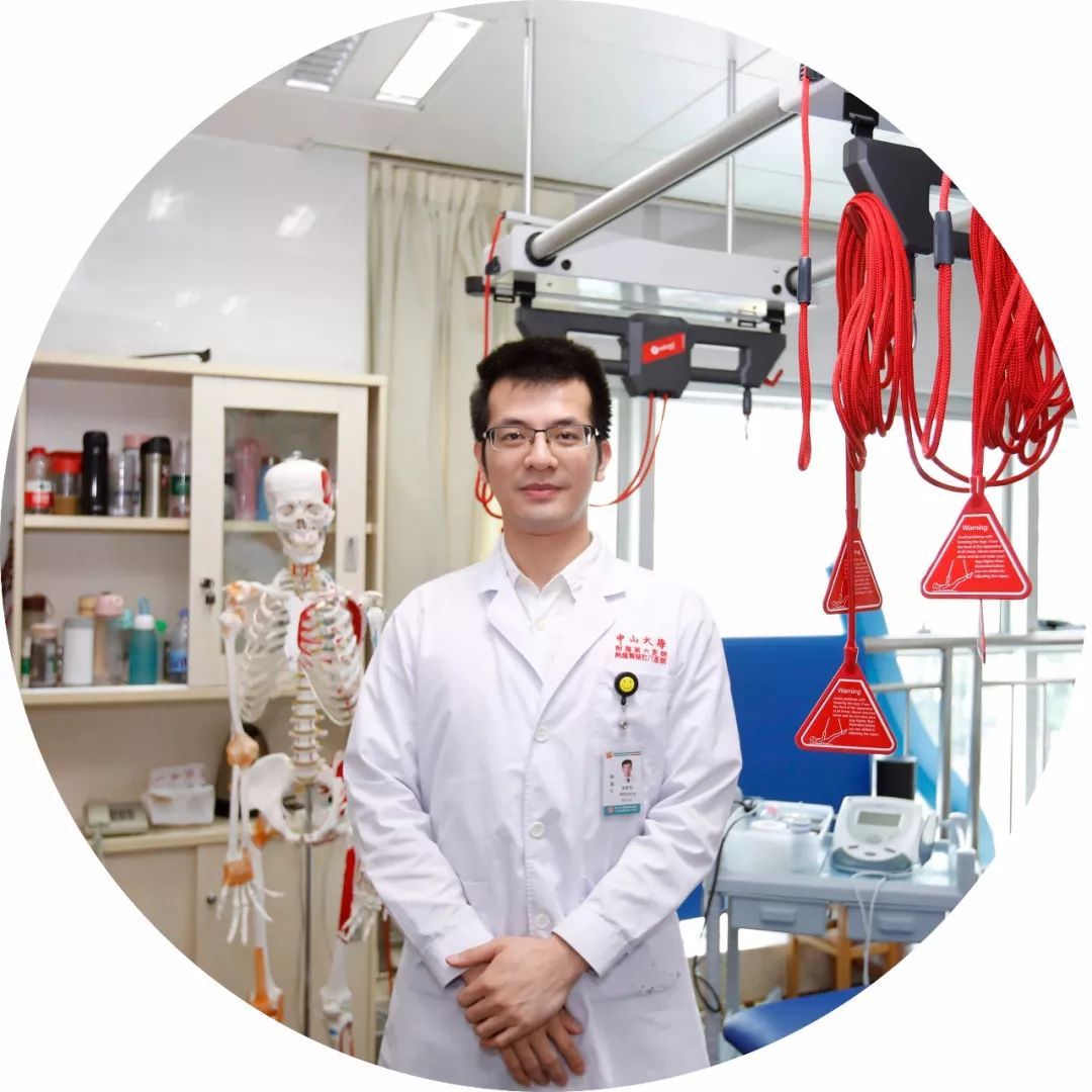 看了这么多炫富摔，这些护士才是最劲爆的~